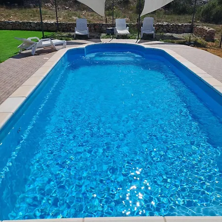Nane Garden House With Heated Pool Feriehus *