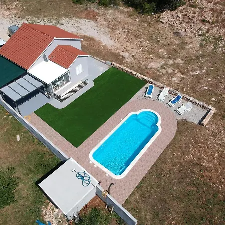 Holiday home Nane Garden House With Heated Pool Mirca (Brac)