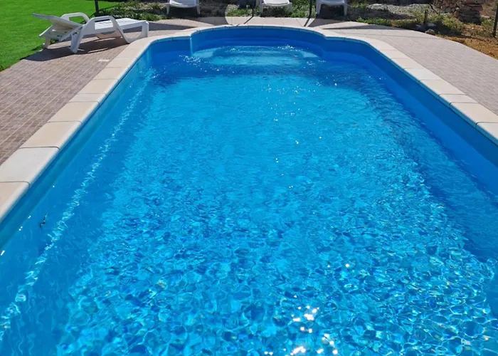 Nane Garden House With Heated Pool Дом отдыха *