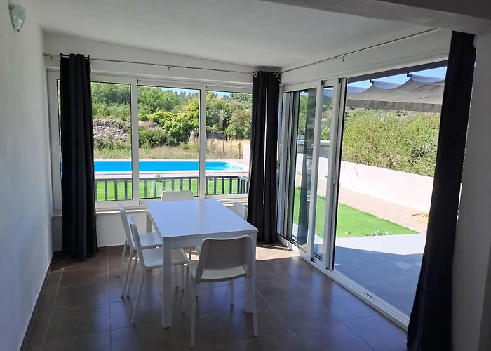 Nane Garden House With Heated Pool *