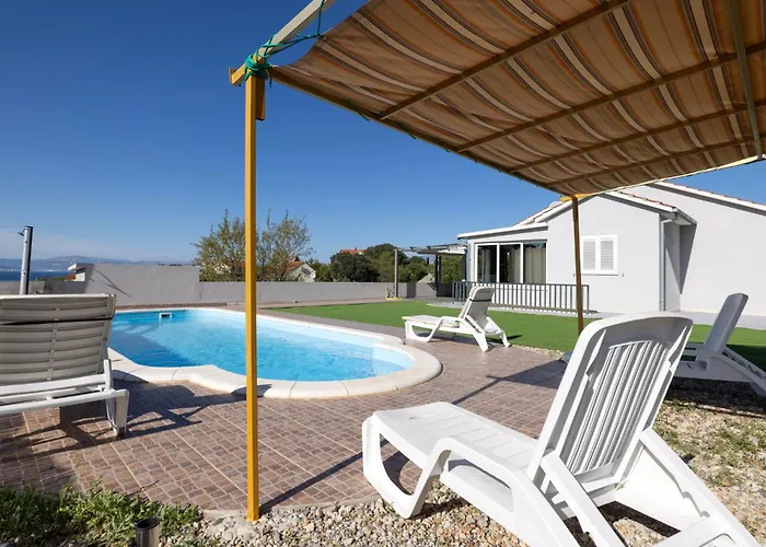 Nane Garden House With Heated Pool *